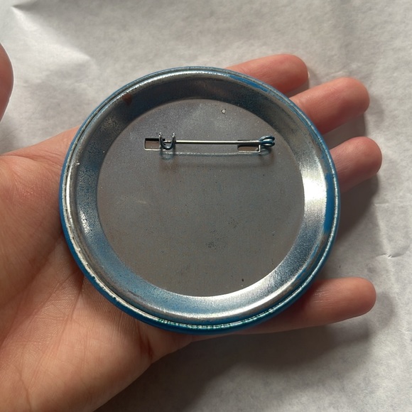 Vintage Easter Spring Bunny Button pin brooch - Picture 2 of 2